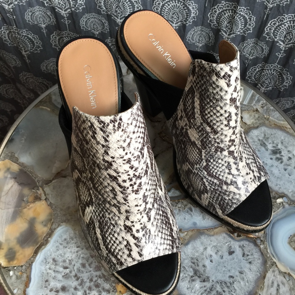 Calvin Klein Snakeskin Print Open-Toe Mules - Picture 6 of 6